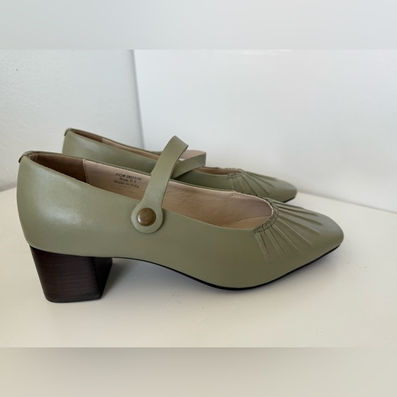 NWT Signature Elegant Green Mary Jane Block Heels size 9.5 - Picture 5 of 7